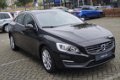 Volvo S60 - T3 Momentum incl. Trekhaak - 1 - Thumbnail