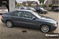 Volvo S60 - 2.4 Automaat Drivers Edition | Leer | Xenon | Parkeersensor - 1 - Thumbnail