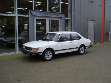 Saab 90 - Sedan 2.0L 8V - 1