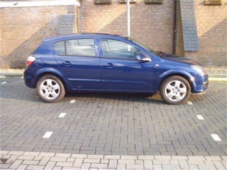 Opel Astra - elegance - 1