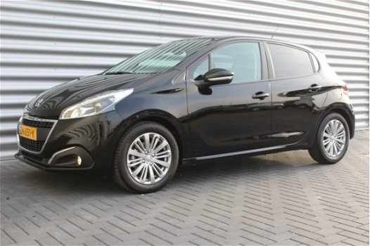 Peugeot 208 - 1.2 PURETECH 83PK 5-DRS SIGNATURE / NAVI / AIRCO / LED / PDC / 16