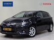 Toyota Auris - 1.8 Hybrid Dynamic | Panoramadak | Navigatie | Trekhaak - 1 - Thumbnail