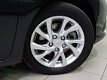 Toyota Auris - 1.8 Hybrid Dynamic | Panoramadak | Navigatie | Trekhaak - 1 - Thumbnail
