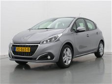 Peugeot 208 - 1.2 82pk Signature | Navigatie | Airco | Parkeersensoren | DAB+ |