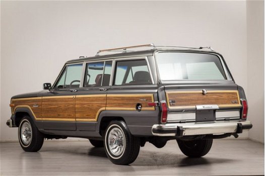 Jeep Wagoneer - 5.9 V8 Limited Wagon - 1