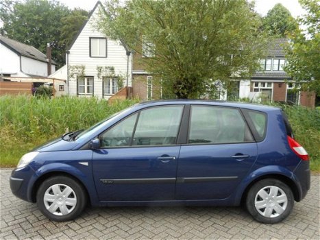 Renault Scénic - 1.6-16V Dynamique Luxe LET OP: START NIET - 1