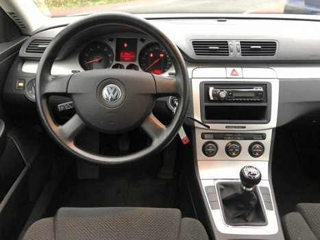 Volkswagen Passat - 2.0 FSI Comfortline Clima Dealeronderhouden - 1