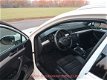 Volkswagen Passat Variant - GTE PANO/LED/ADAP.CRUISE/CAMERA/TREKHAAK - 1 - Thumbnail
