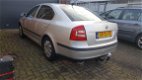 Skoda Octavia - 1.6 Ambiente - 1 - Thumbnail