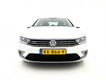 Volkswagen Passat - 1.4 TSI GTE AUT. (INCL-BTW) *XENON+NAVI+PDC+ECC+CRUISE - 1 - Thumbnail
