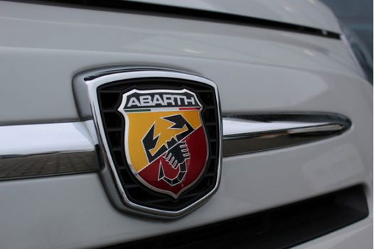 Abarth 500 - 1.4-16V | Turbo | 135pk | Novitec uitlaat - 1