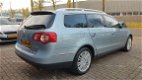 Volkswagen Passat Variant - 3.2 V6 4Motion F1-DSG, Xenon, Alcantara - 1 - Thumbnail