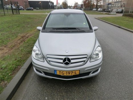 Mercedes-Benz B-klasse - 200 - 1