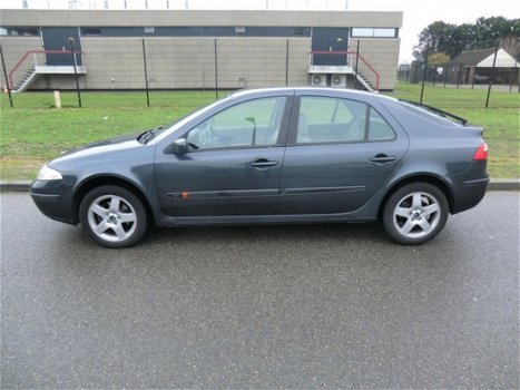 Renault Laguna - 1.6-16V Expression - 1