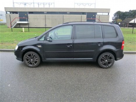 Volkswagen Touran - 1.6-16V FSI Athene - 1