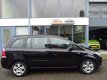 Opel Zafira - 2.2 Executive - 1 - Thumbnail