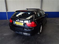 BMW 3-serie Touring - 318i Luxury Line