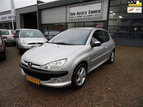 Peugeot 206 - 1.6-16V Quiksilver Airco, LM-velgen, Trekhaak, Nw. APK - 1