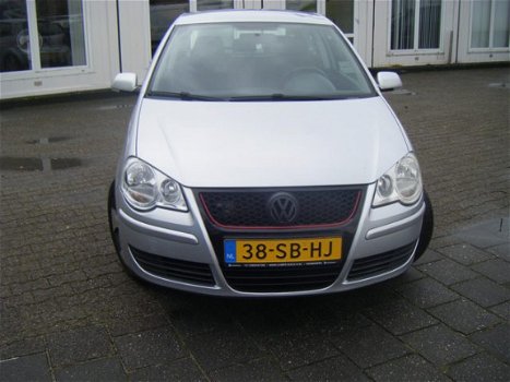 Volkswagen Polo - 1.4-16V Turijn VOORZIEN VAN AIRCO + LM VELGEN - 1