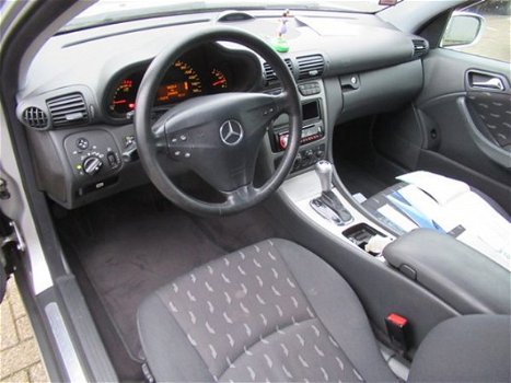 Mercedes-Benz C-klasse Coupé - C 180 Kompressor Sports - 1