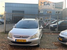 Peugeot 307 SW - 6persoons panorama parkeerse 2.0 16V Pack