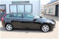 Volvo V60 - 2.4 D6 AWD Plug-In Hybrid Summum | City Safety | Trekhaak | Distributie is VV | Ex BTW - 1 - Thumbnail