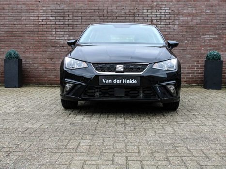 Seat Ibiza - 1.0 TSI Style 95 pk Navigatie, stoelverwarming, 16