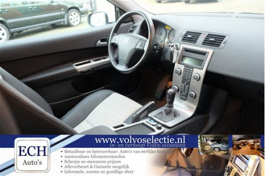 Volvo C30 - 1.6 Momentum, ECC, Cruise - 1