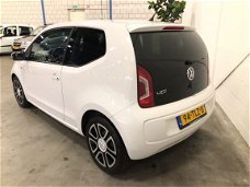 Volkswagen Up! - 1.0 high up airco navi full options