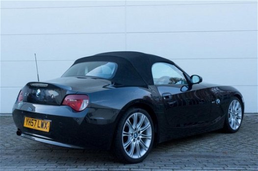 BMW Z4 Roadster - 2.0i Executive M Sport Roadster RHD - 1