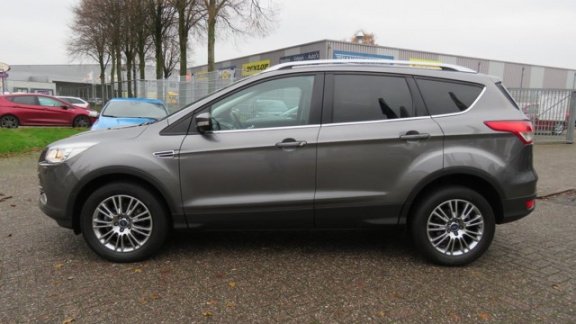 Ford Kuga - 1.6 Titanium Navigatie, Trekhaak, Park Pack, Winter Pack - 1