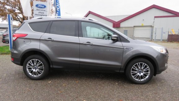 Ford Kuga - 1.6 Titanium Navigatie, Trekhaak, Park Pack, Winter Pack - 1