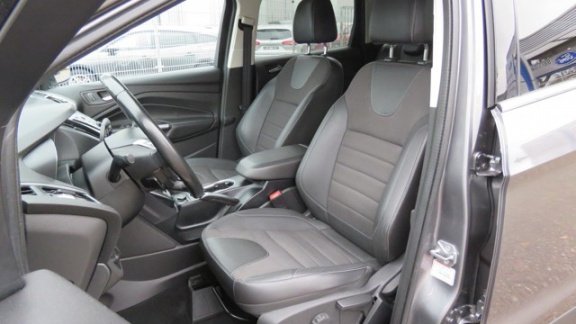 Ford Kuga - 1.6 Titanium Navigatie, Trekhaak, Park Pack, Winter Pack - 1