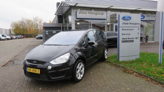 Ford S-Max - 2.0-16V Navigatie, Trekhaak, PDC v+a - 1