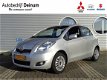 Toyota Yaris - 1.3 VVTi Aspiration Automaat Weinig kilometers - 1 - Thumbnail