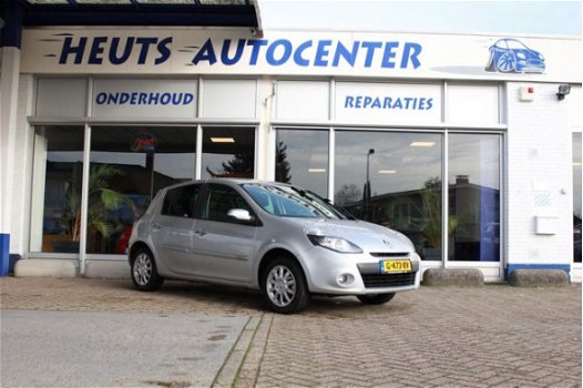 Renault Clio Estate - 1.2-16V Authentique - 1