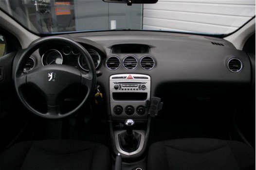 Peugeot 308 - 1.4 VTi X-line 5 drs. Airco/Stuurbekrachtiging/Elek.Ramen/C.V./Radio.CD/Trekhaak - 1