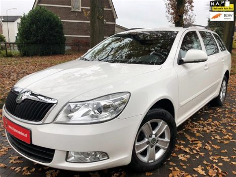 Skoda Octavia Combi - 1.8 TSI, AUTOMAAT, TREKHAAK, CRUISE CONTROL, PDC, ETC - 1