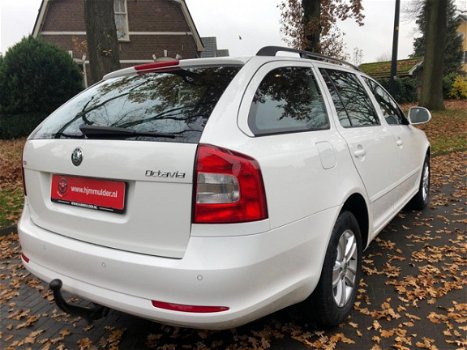 Skoda Octavia Combi - 1.8 TSI, AUTOMAAT, TREKHAAK, CRUISE CONTROL, PDC, ETC - 1