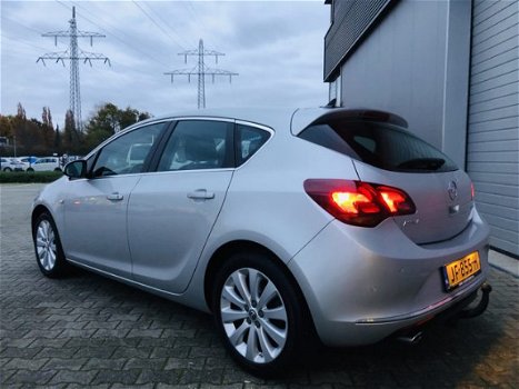 Opel Astra - 1.4 Turbo Sport + Automaat NAVI | PDC | CRUISE | DODEHOEK DETECTIE | SPORTSTOELEN - 1