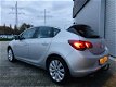 Opel Astra - 1.4 Turbo Sport + Automaat NAVI | PDC | CRUISE | DODEHOEK DETECTIE | SPORTSTOELEN - 1 - Thumbnail