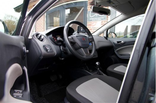 Seat Ibiza - 1.2 TSI Style | AUTOMAAT | XENON | DEALERONDERHOUDEN - 1