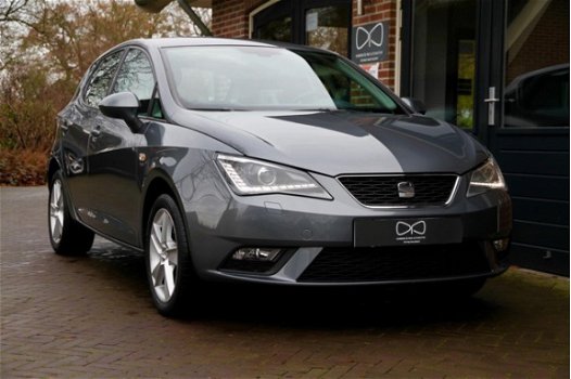 Seat Ibiza - 1.2 TSI Style | AUTOMAAT | XENON | DEALERONDERHOUDEN - 1