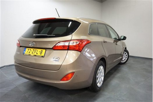 Hyundai i30 Wagon - 1.6 GDI i-Motion - 1