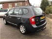 Kia Carens - 2.0 CVVT X-ecutive AUTOMAAT * Airco-ECC / Cruise Control / Parkeersensoren - 1 - Thumbnail