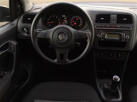 Volkswagen Polo - 1.2 5-Deurs Airco Nieuwe APK - 1