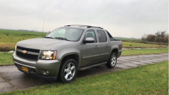 Chevrolet Avalanche - USA 5.3 V8 4WD - 1