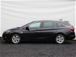 Opel Astra Sports Tourer - 1.4 T. 150 pk Online Edition Navi / Climate Control / AGR-comfortstoel / - 1 - Thumbnail