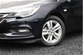 Opel Astra Sports Tourer - 1.4 T. 150 pk Online Edition Navi / Climate Control / AGR-comfortstoel / - 1 - Thumbnail