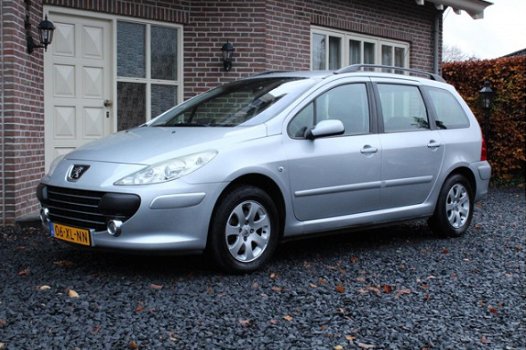 Peugeot 307 SW - 1.6 16V / Oxygo / Clima / Cruise / Navi / APK 7-2020 / NAP - 1